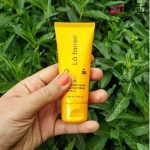ضد آفتاب بی رنگ لافارر مخصوص پوست خشک و معمولی SPF 30